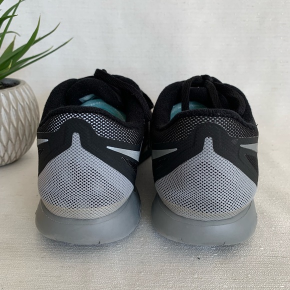 Nike Free 5.0 H2O Repel Black Silver Flash Back Reflecting Running Woman’s 10 - Picture 12 of 13